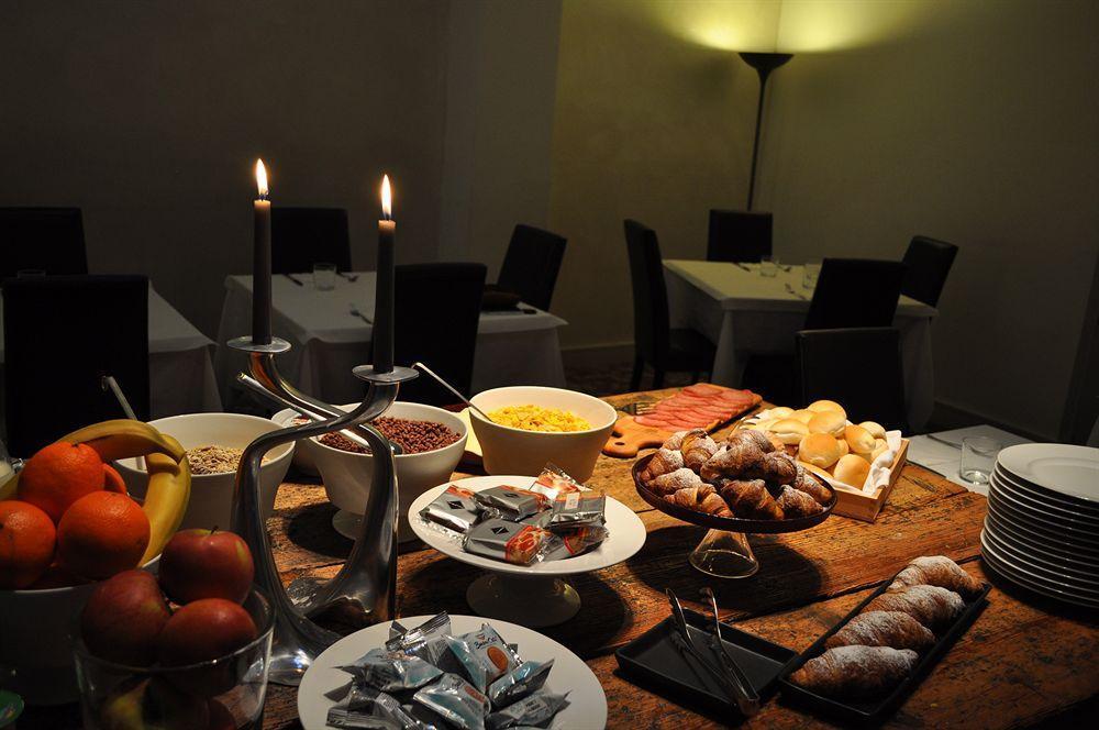 Franciscus Hotel Verona Buitenkant foto