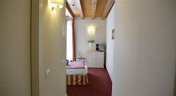 Franciscus Hotel Verona Buitenkant foto